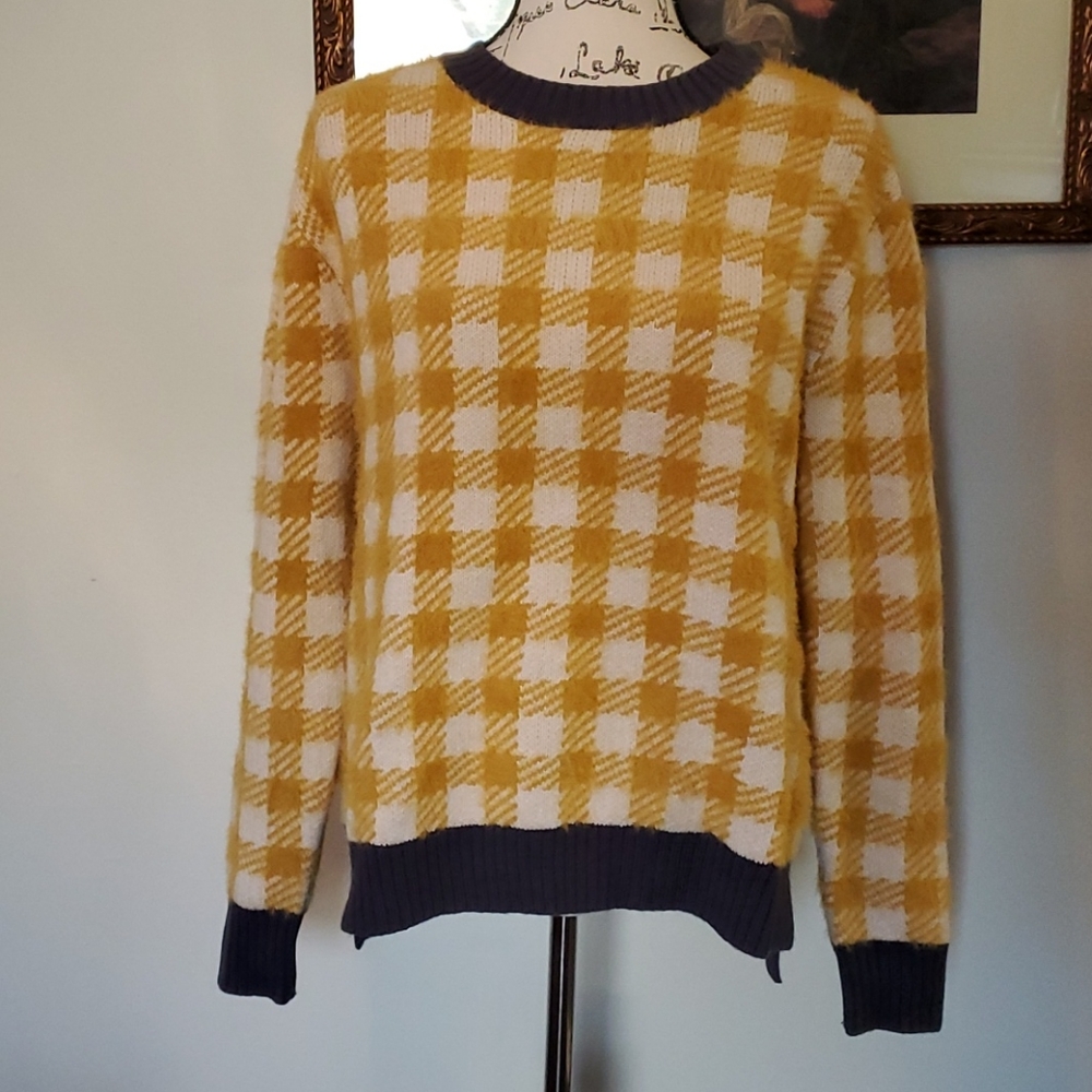 Yellow and gray grid pattern sweater